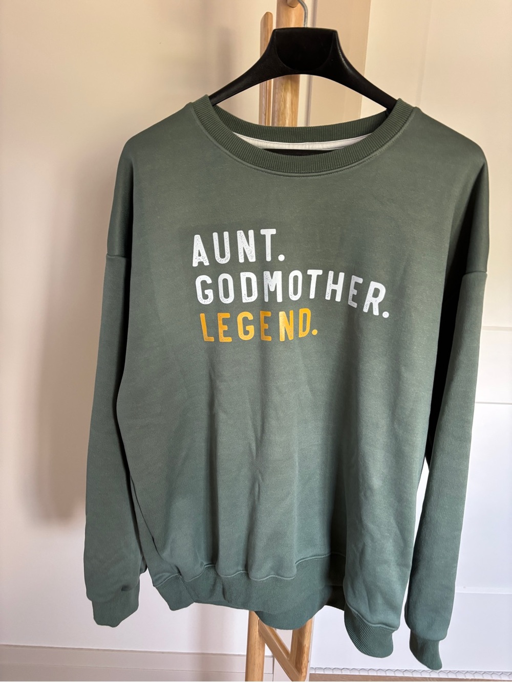 Green "Aunt. Godmother. Legend." Graphic Sweatshirt